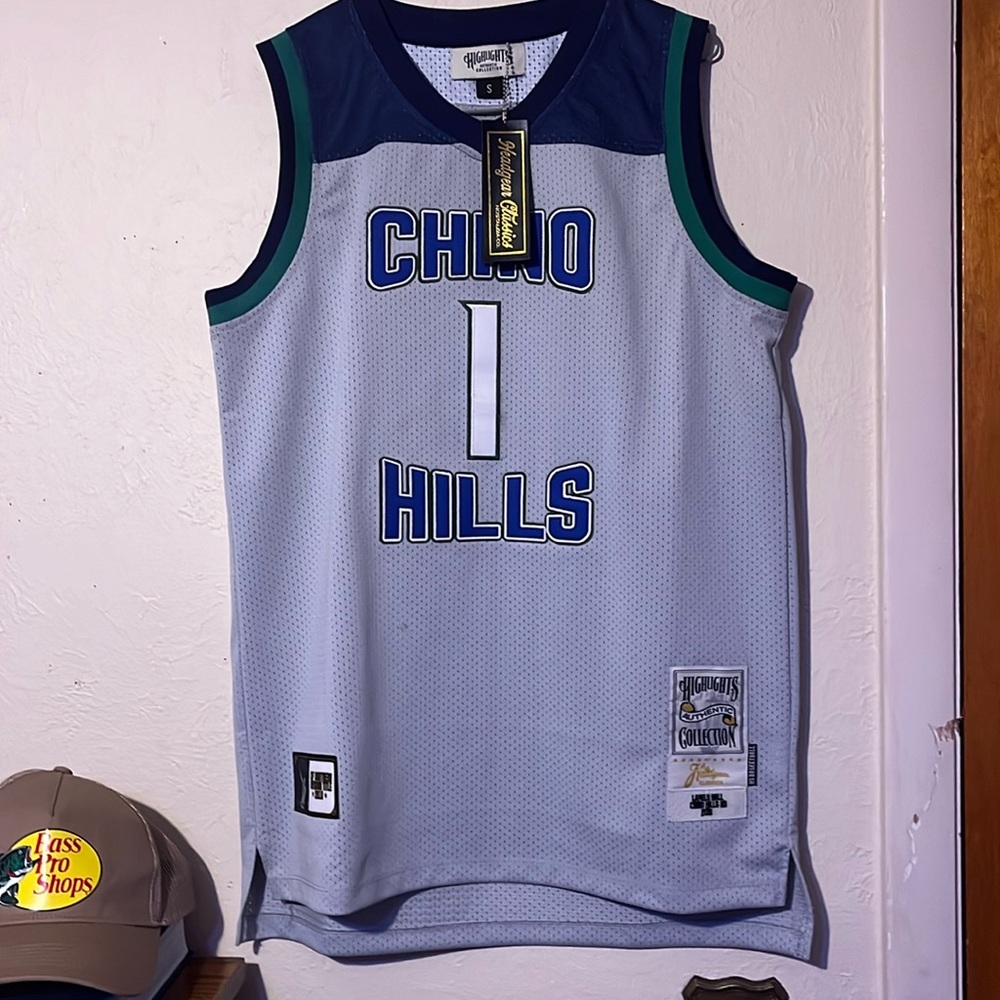 I’m selling a high school lamelo ball jersey. Wore twice